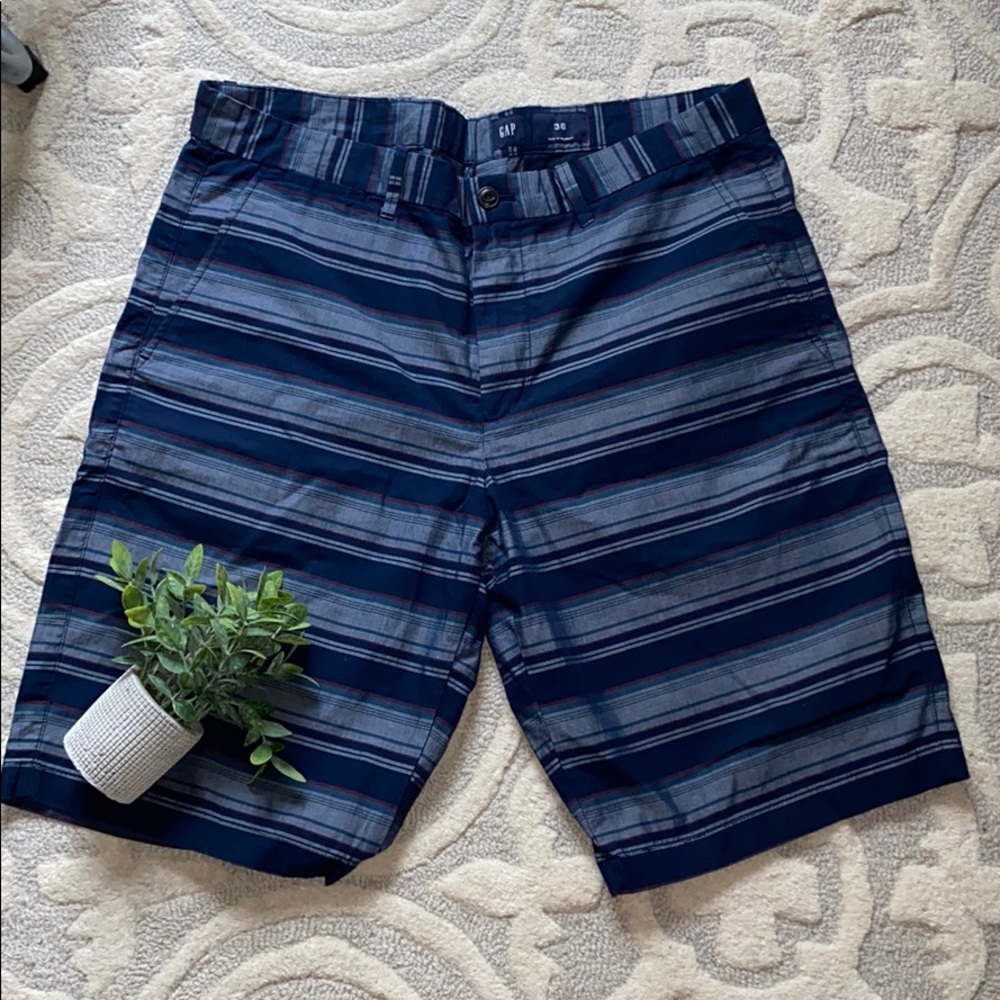 BOGO GAP Stripped Blue Shorts